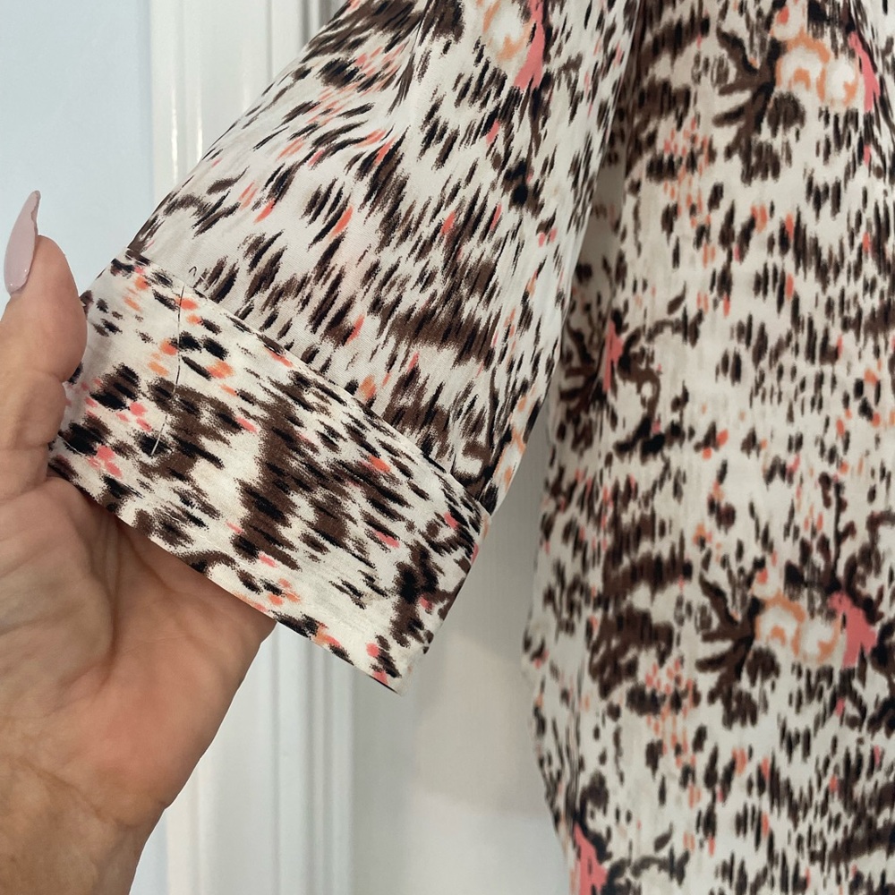 White Stag Beautiful Women's Patterned Button-Up Blouse Size L (12-14) - Picture 2 of 8